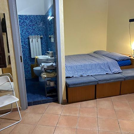 B&B L'Angolo Sulla Piazza Mirabella Imbaccari Luaran gambar