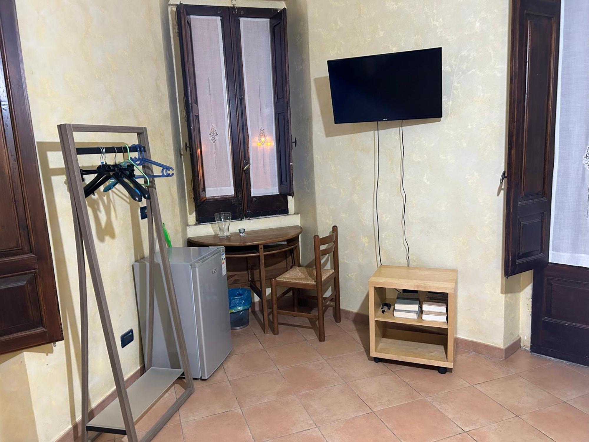 B&B L'Angolo Sulla Piazza Mirabella Imbaccari Luaran gambar